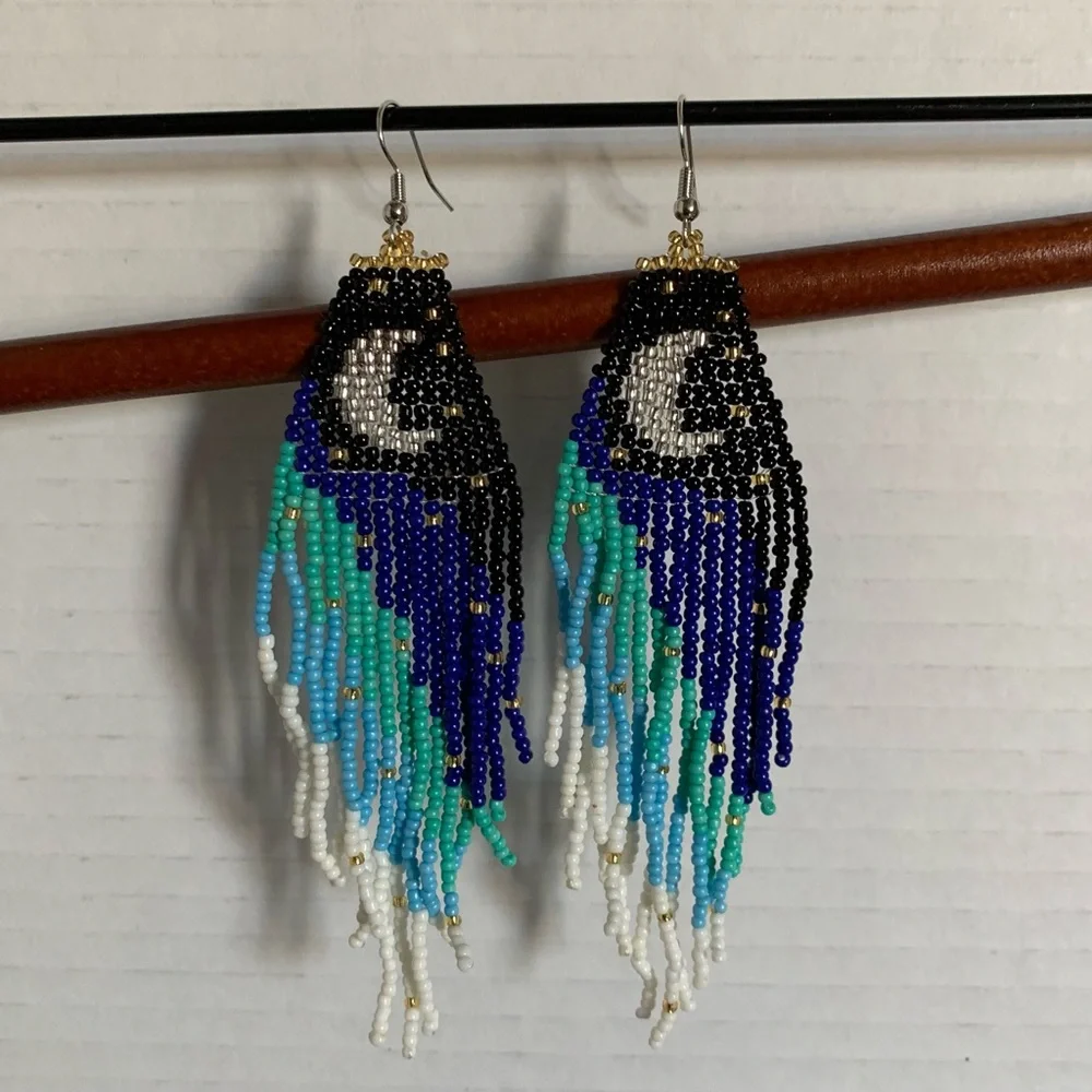 Over the silver moon - Picture 2 of 2